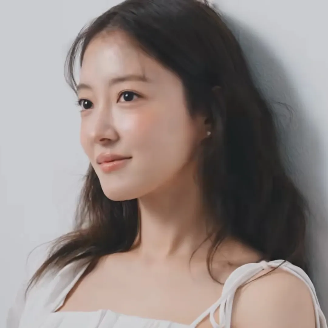 Latest photo of Lee Seyoung