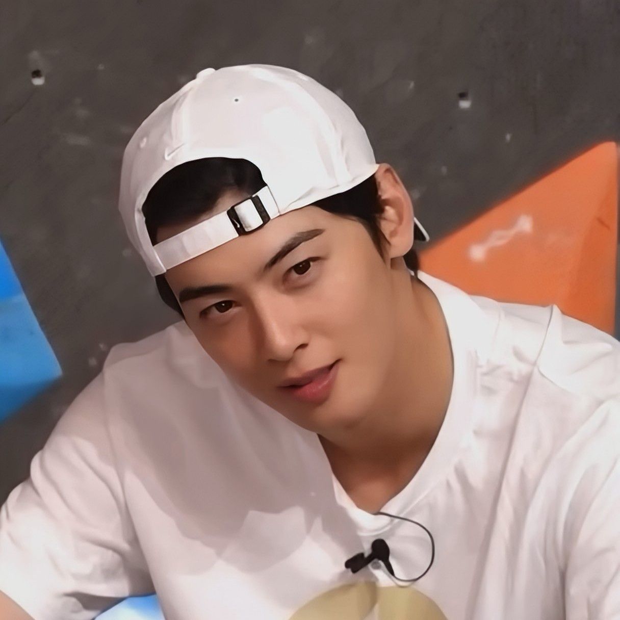 Foto kegiatan terbaru dari Cha Eunwoo