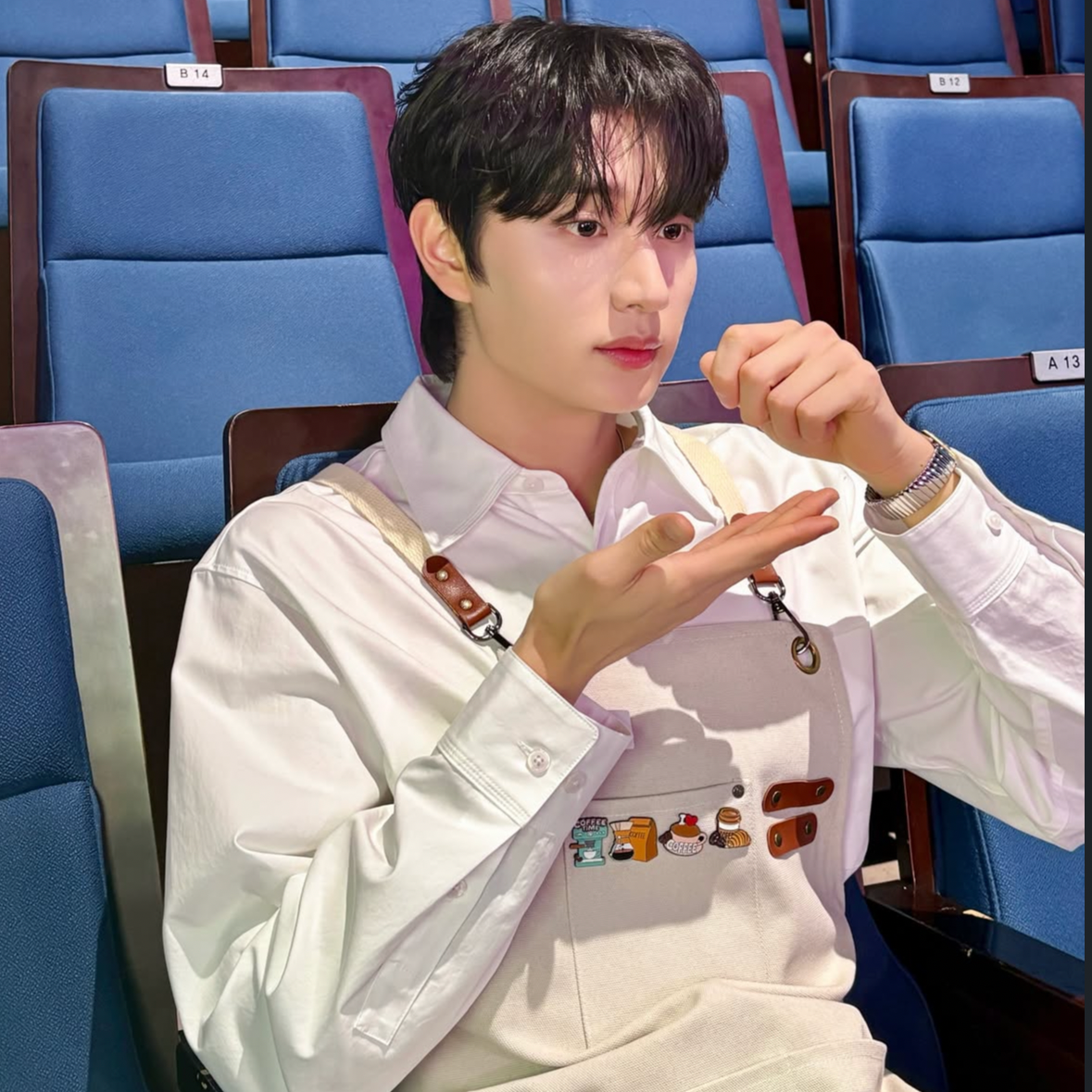 A moment captured by a fan of Kim Jaewon
