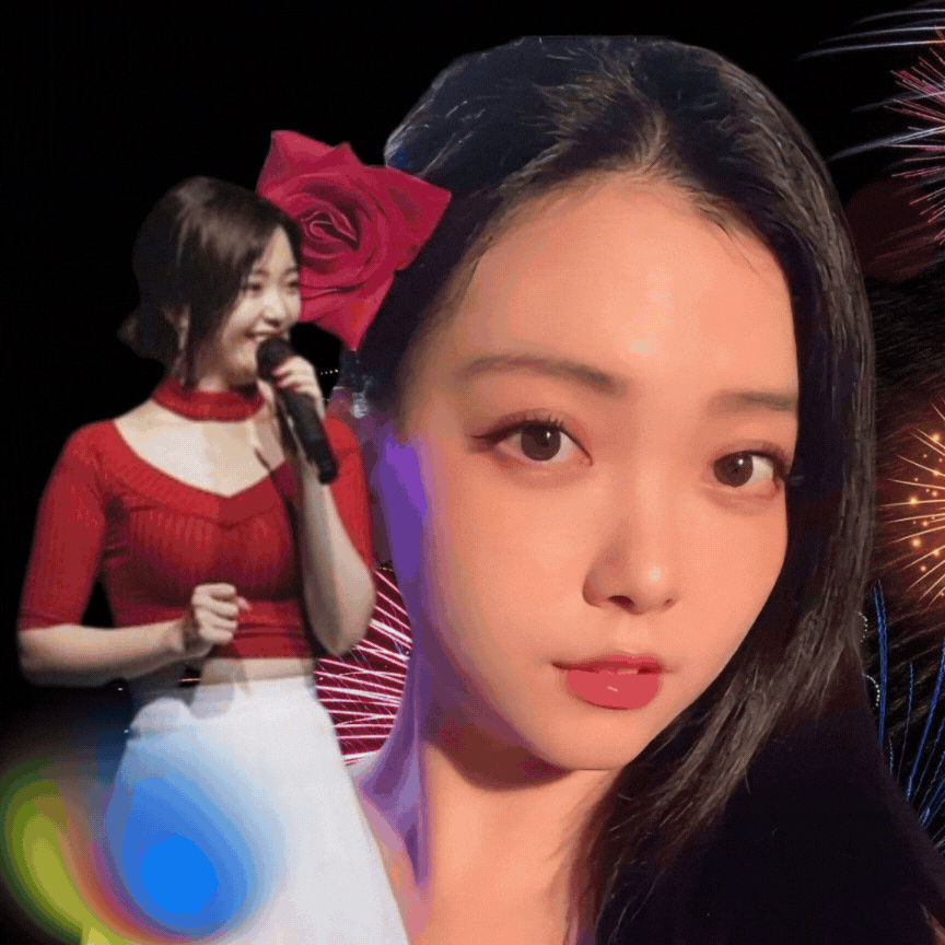 A moment captured by a fan of YOYOMI