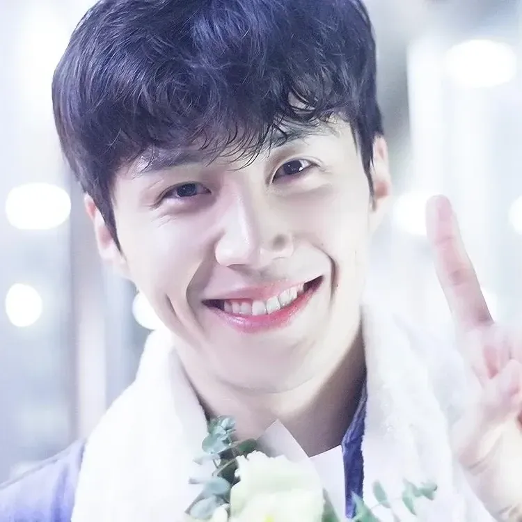 김선호 최근 활동샷