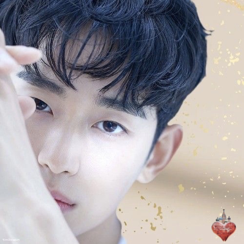 Recent activity shot of Kim Soohyun