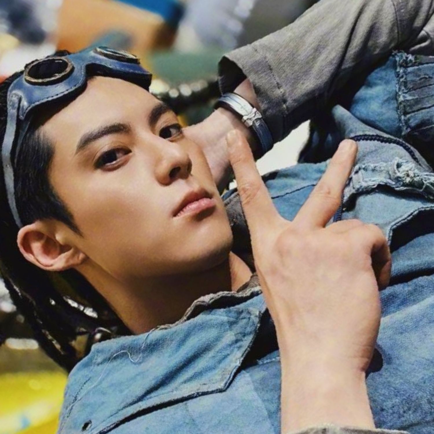 A moment captured by a fan of Dylan Wang