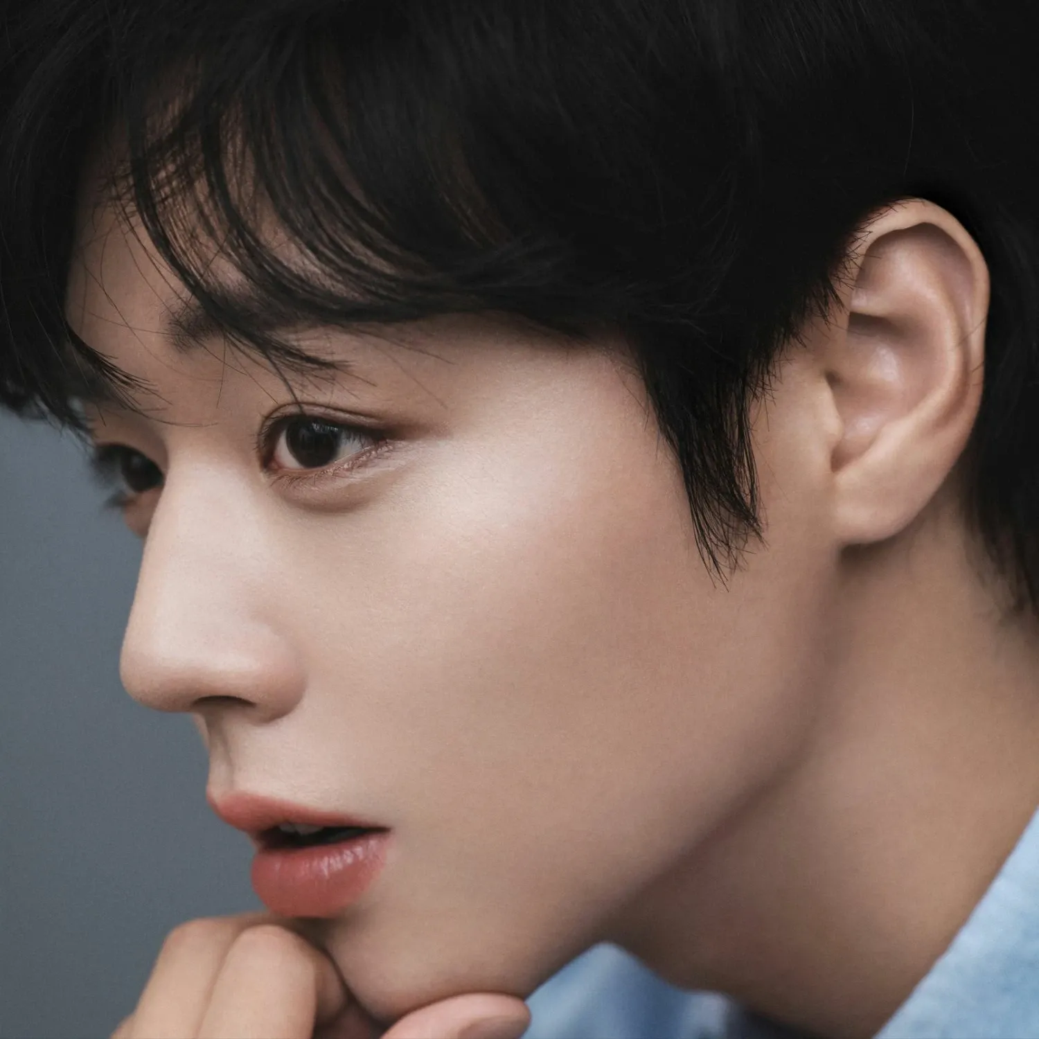 Recent activity shot of Park Jihoon