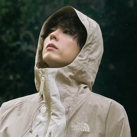 Recent activity shot of Park Bogum