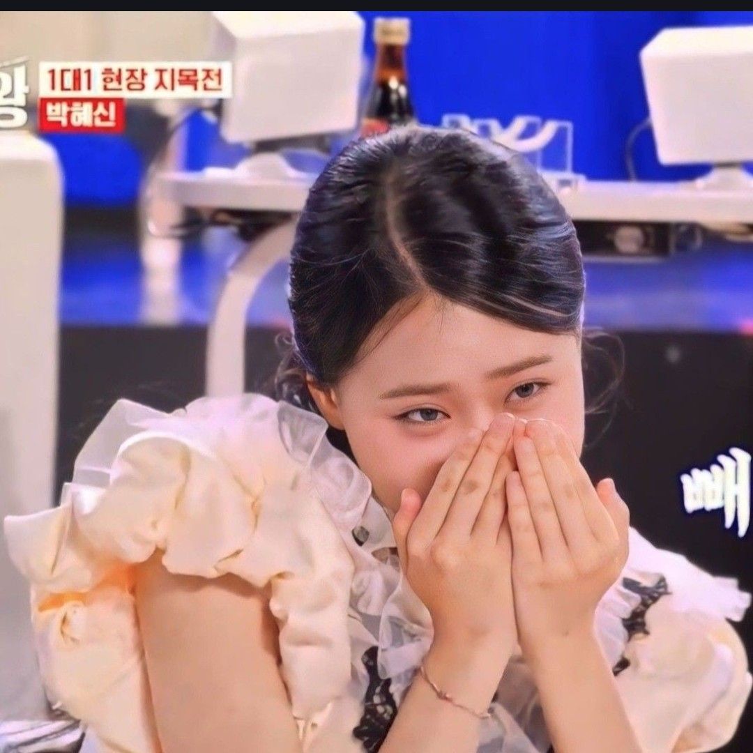 Recent activity shot of Kim Dahyun