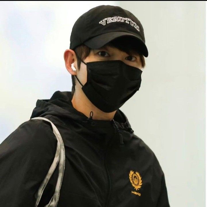 송중기의 최신 사진