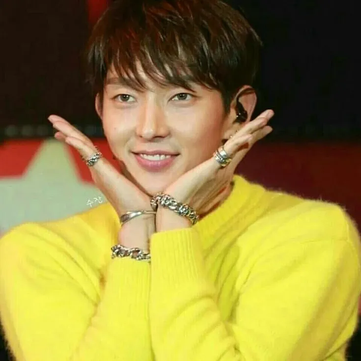 Latest photo of Lee Joongi