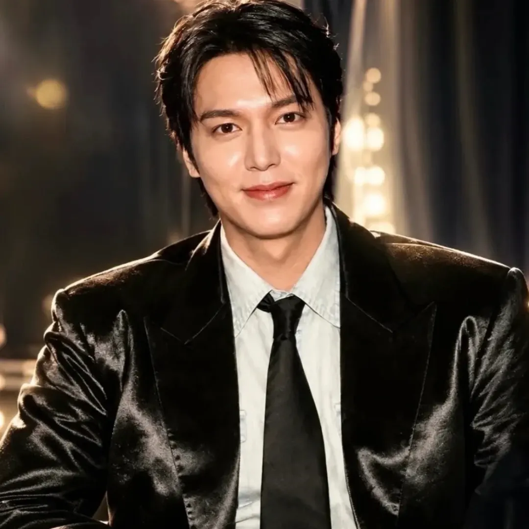 Recent activity shot of Lee Minho