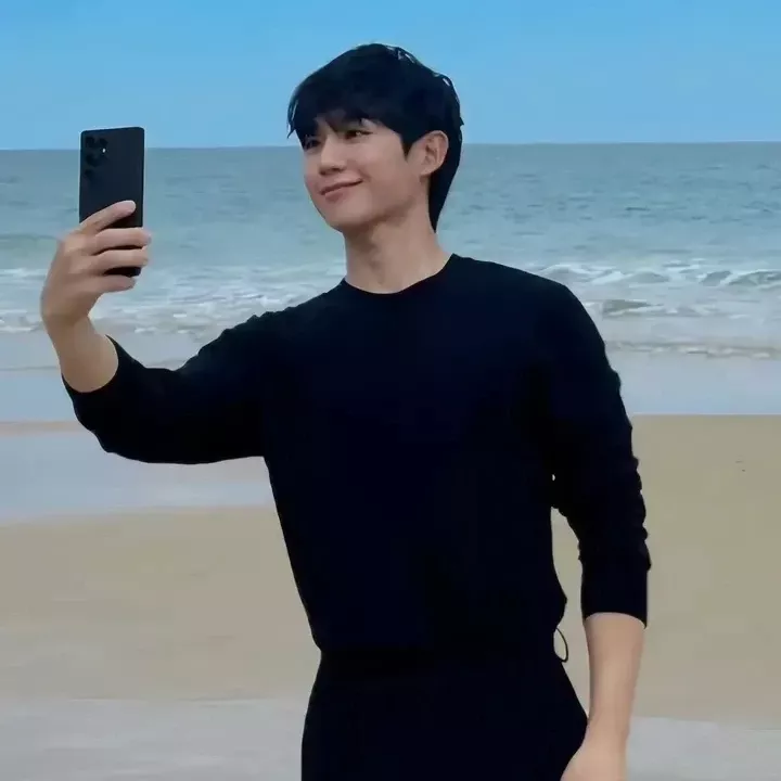 丁海寅的近期活动照