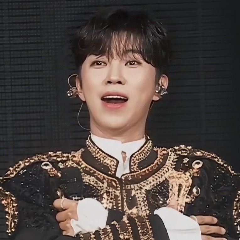 Momen yang diabadikan oleh penggemar Lim Youngwoong