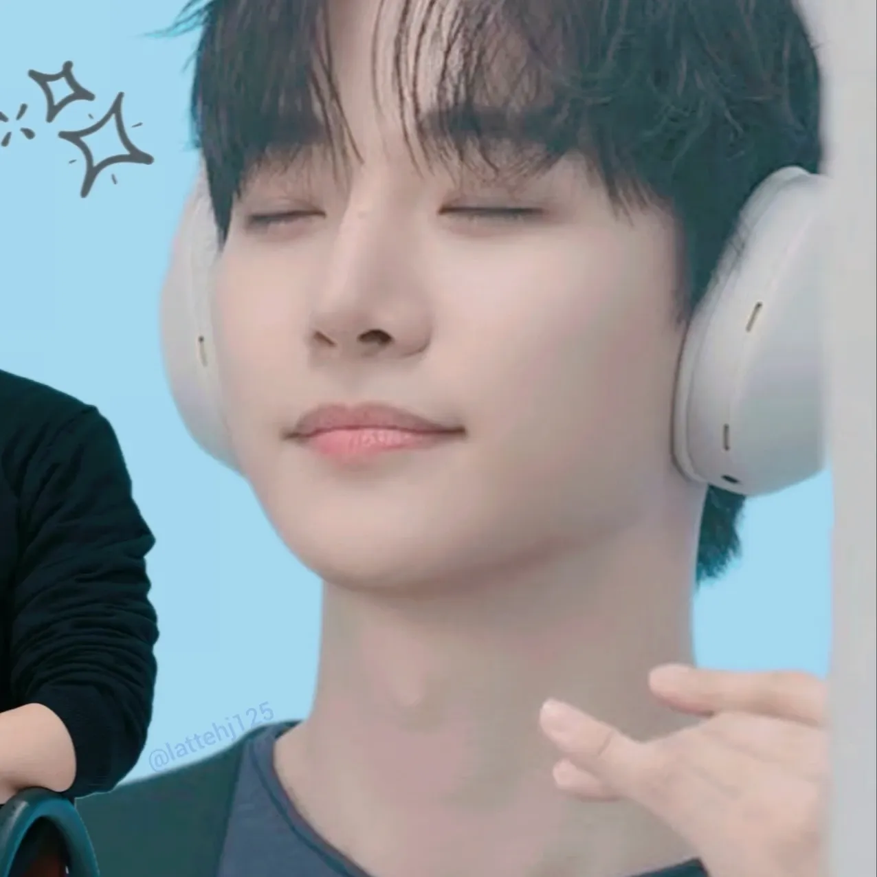Foto kegiatan terbaru dari Lee Junho