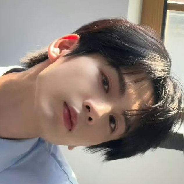 Behind-the-scenes cut of Zhang Linghe