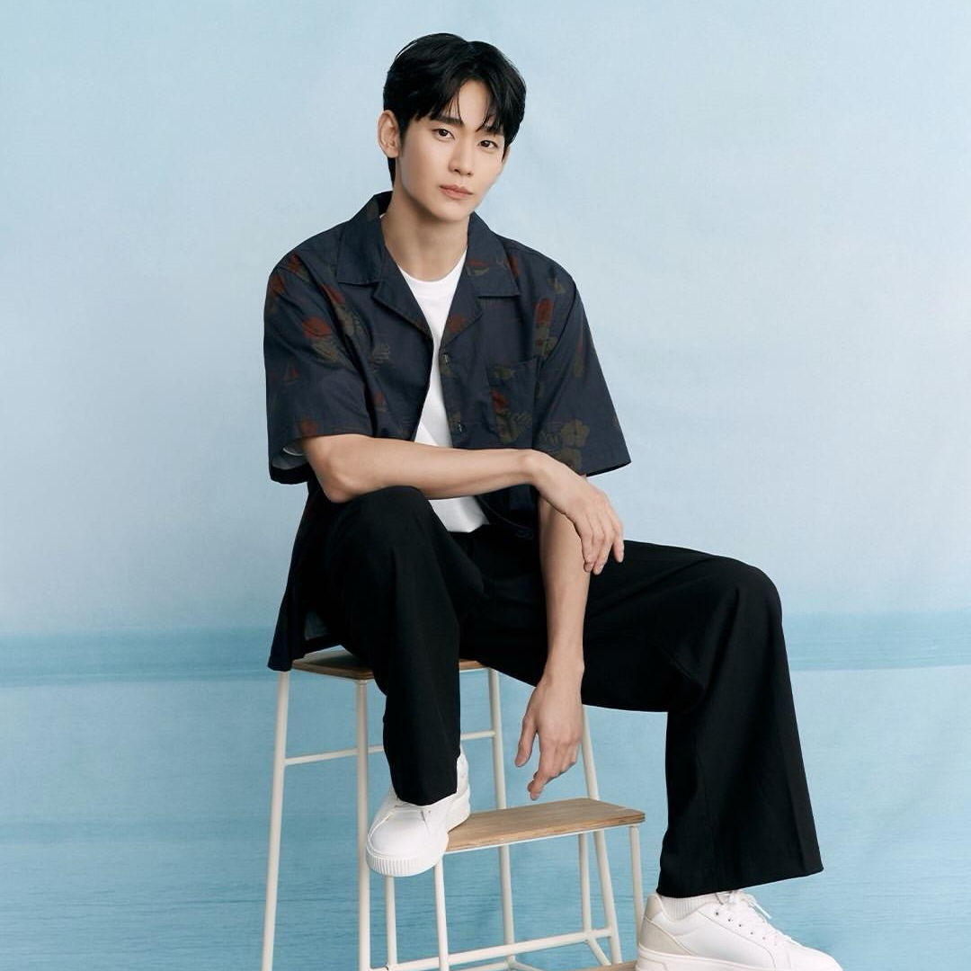 Recent activity shot of Kim Soohyun