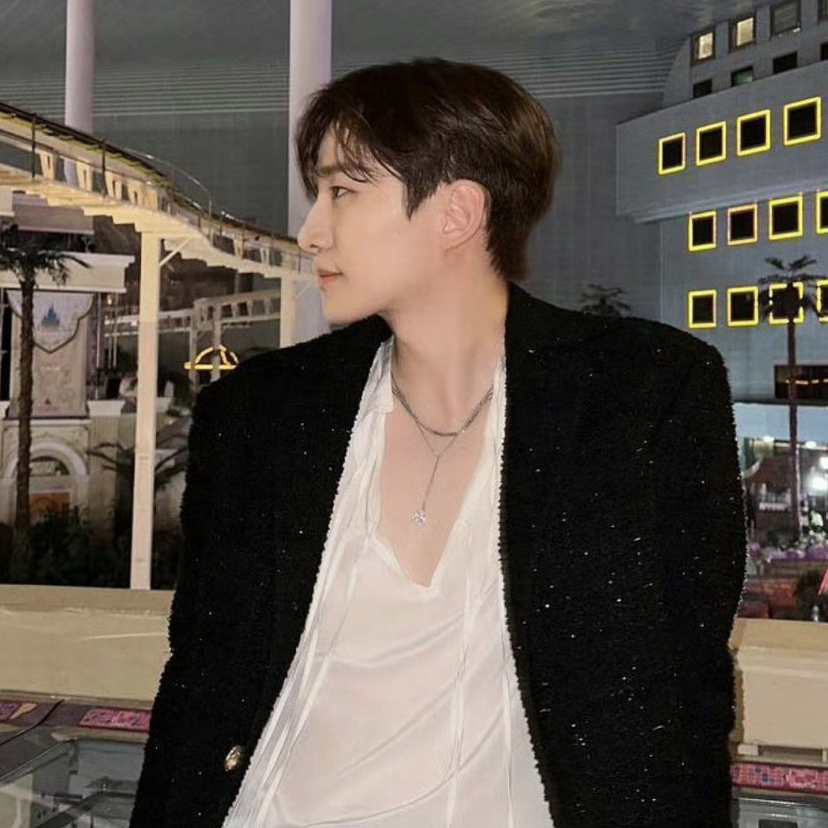 Cuplikan di balik layar dari Lee Junho