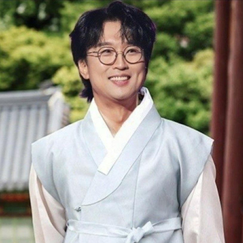 Latest photo of Bak Changgeun