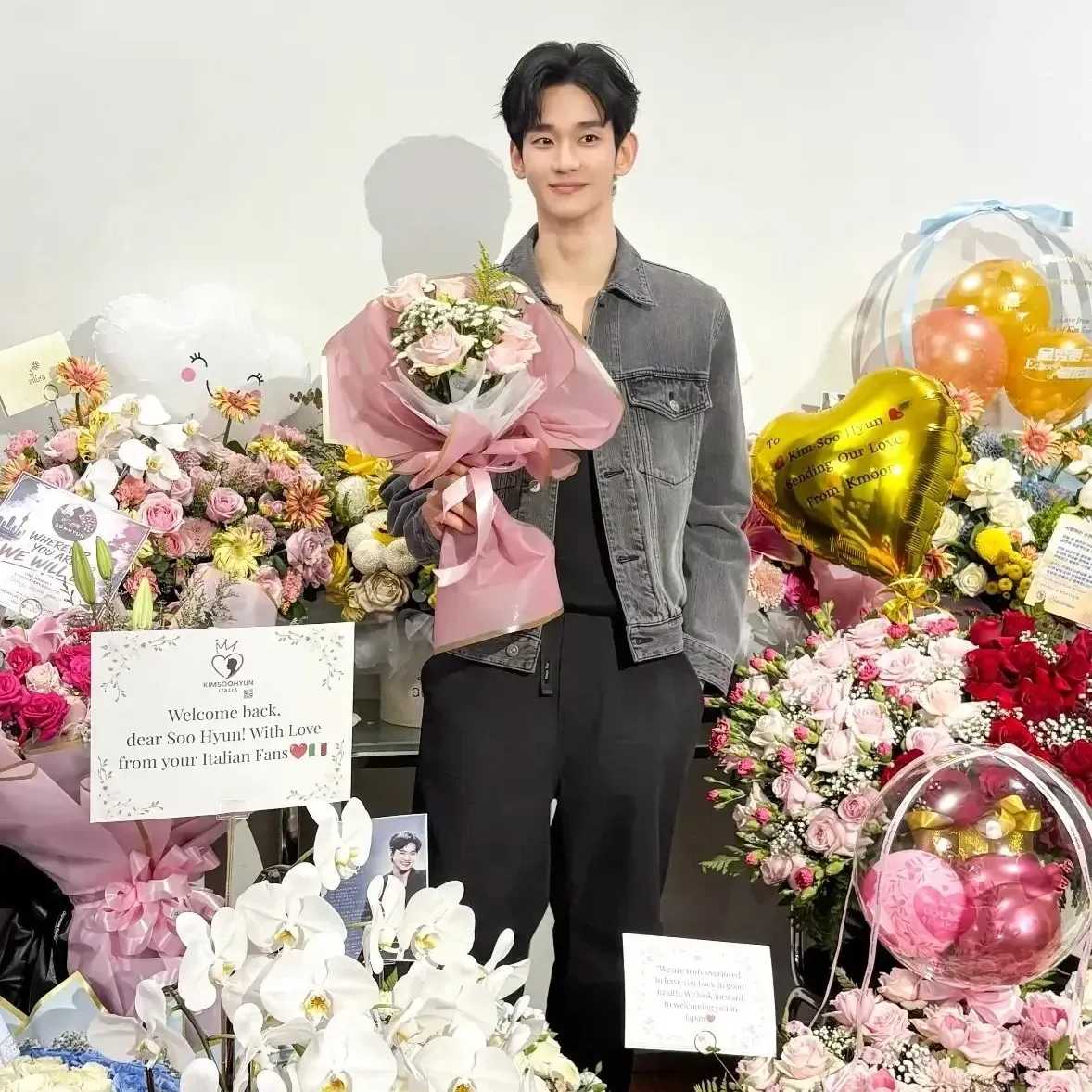 A moment captured by a fan of Kim Soohyun