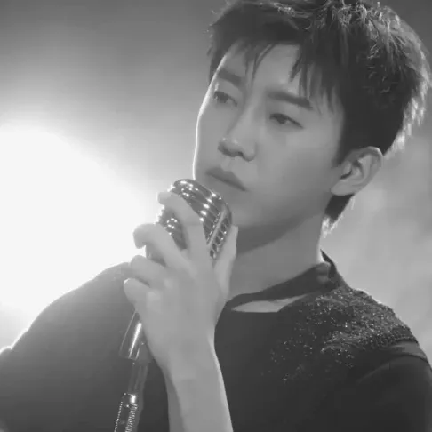 Cuplikan di balik layar dari Lim Youngwoong