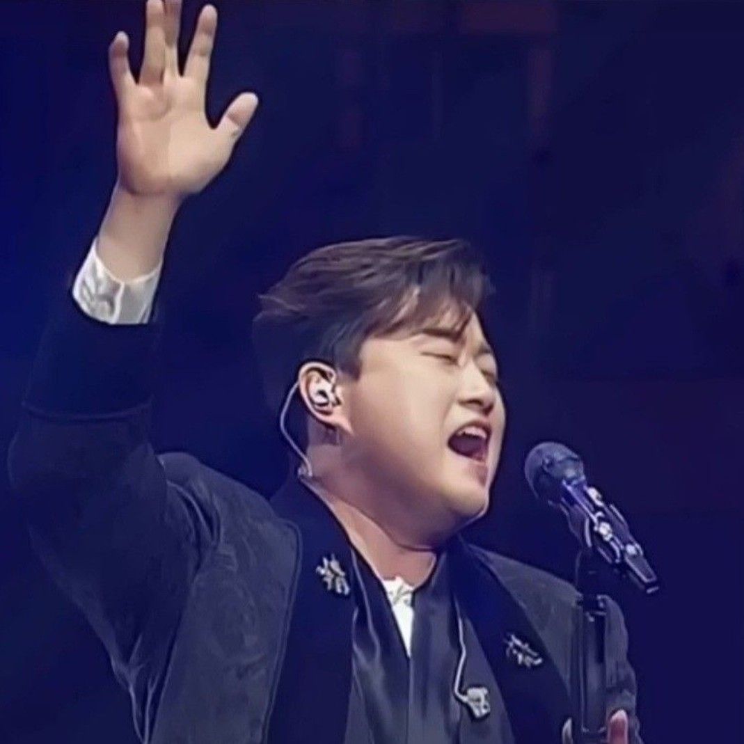 Latest photo of Kim Hojoong