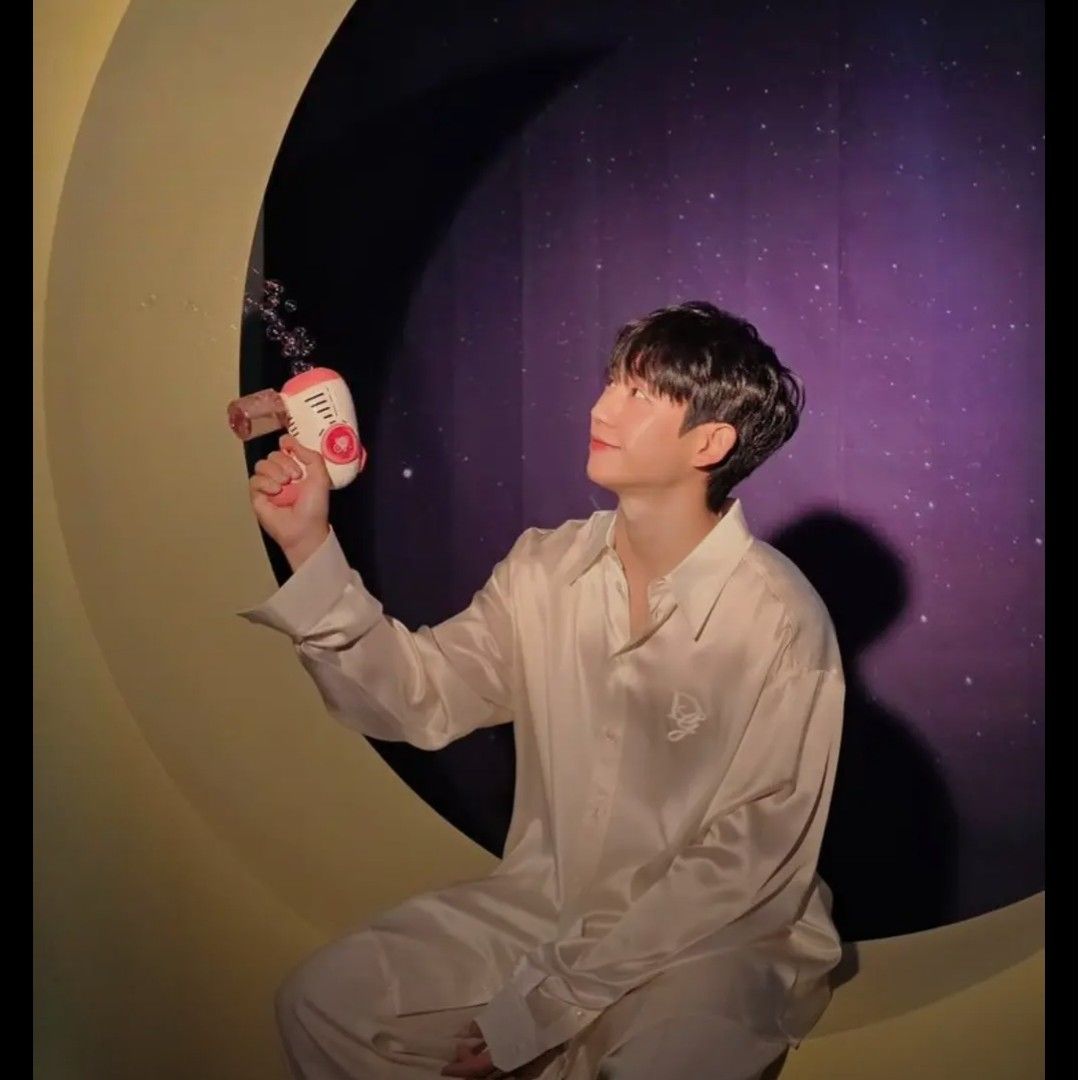 정해인 최근 활동샷