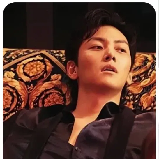 Behind-the-scenes cut of Ji Changwook
