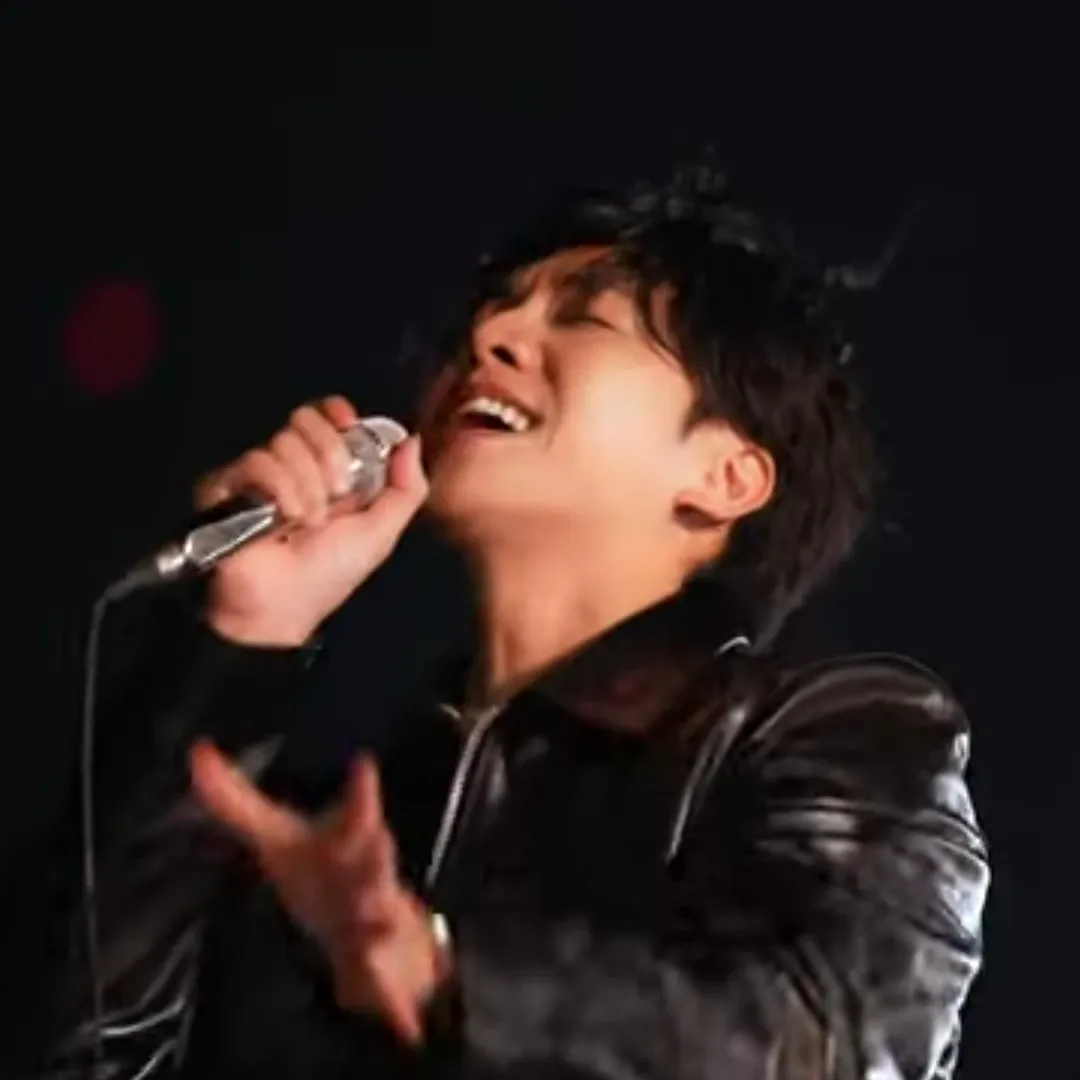 Momen yang diabadikan oleh penggemar Lee Seunggi