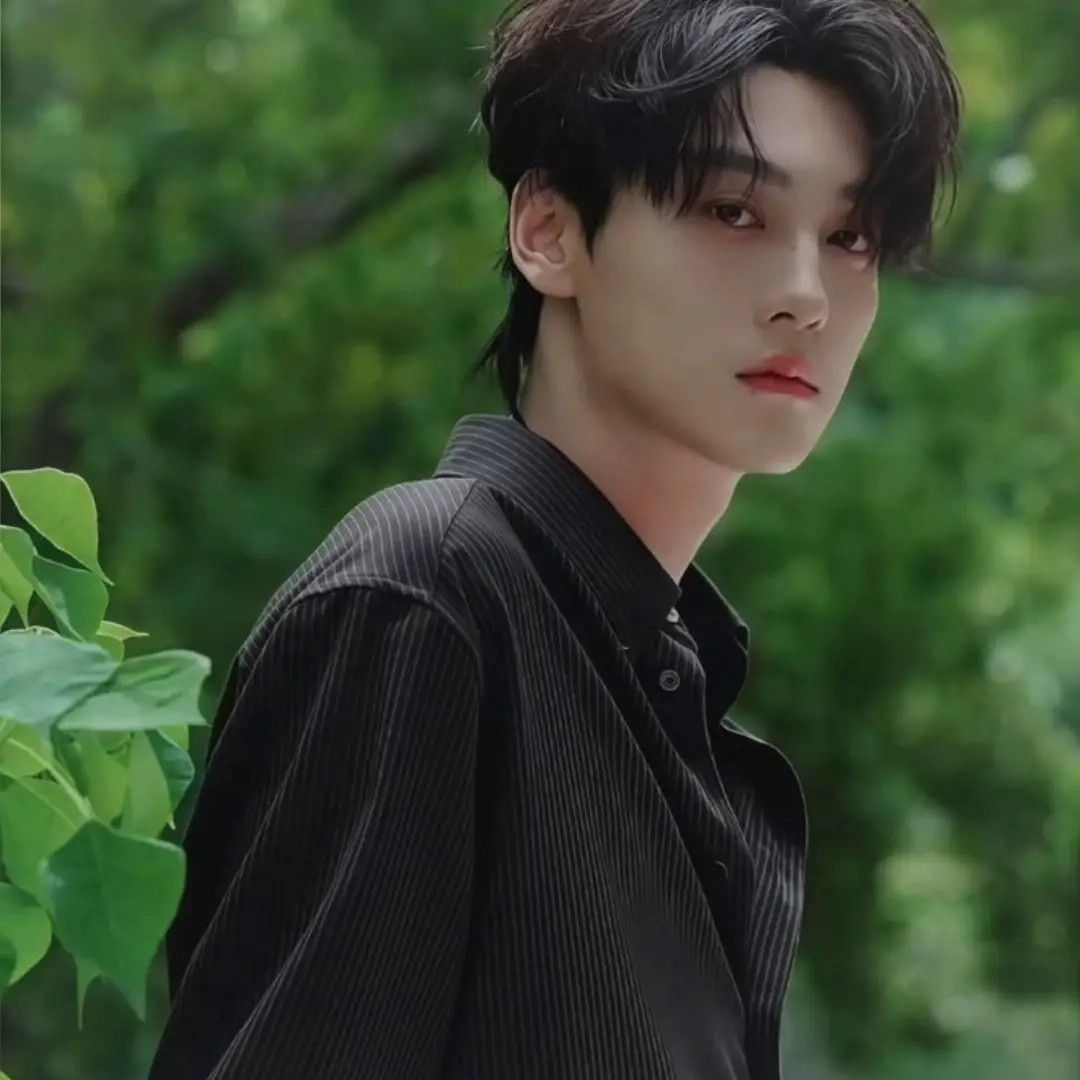 Recent activity shot of Tian Xuning