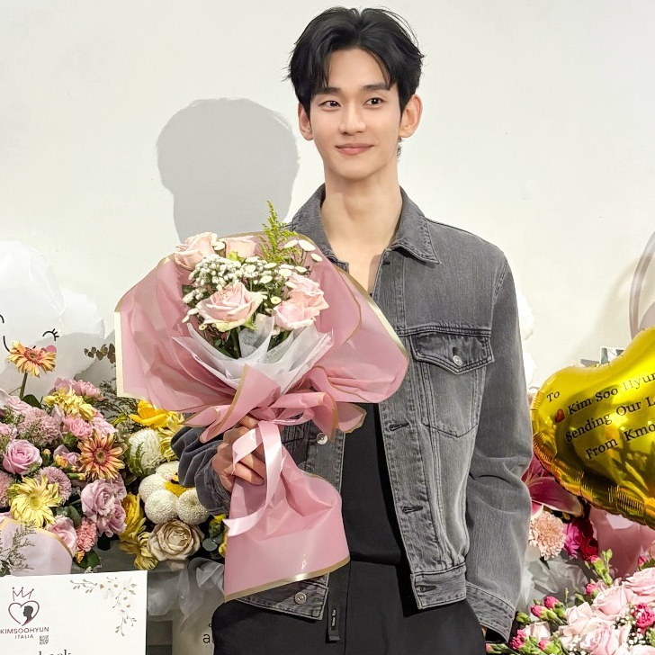 Behind-the-scenes cut of Kim Soohyun