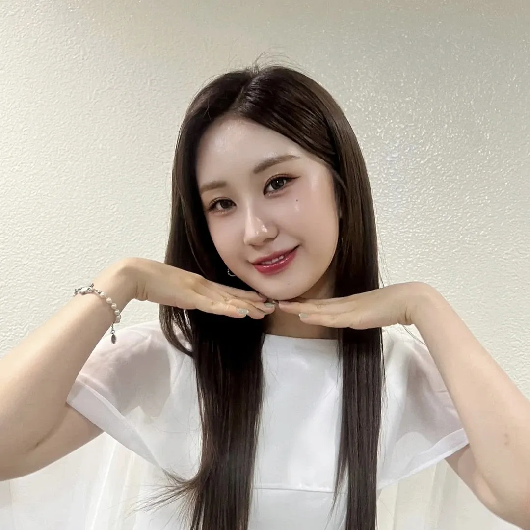 Foto terbaru dari Jeon Yujin