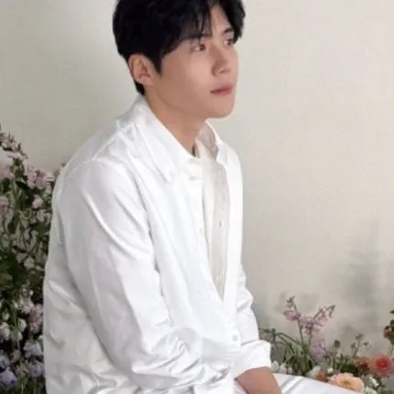 Recent activity shot of Kim Seonho