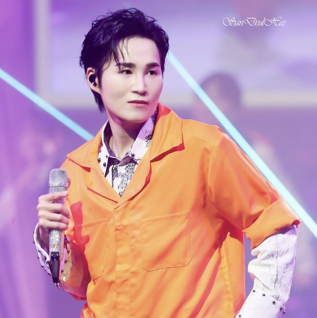 金熙栽的最新照片