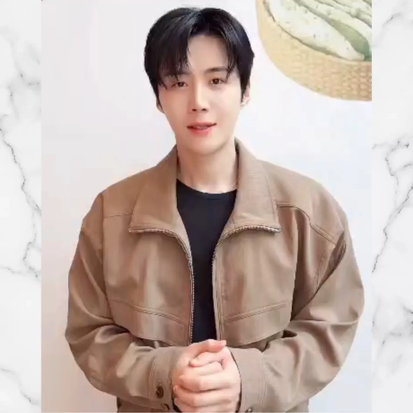 A moment captured by a fan of Kim Seonho