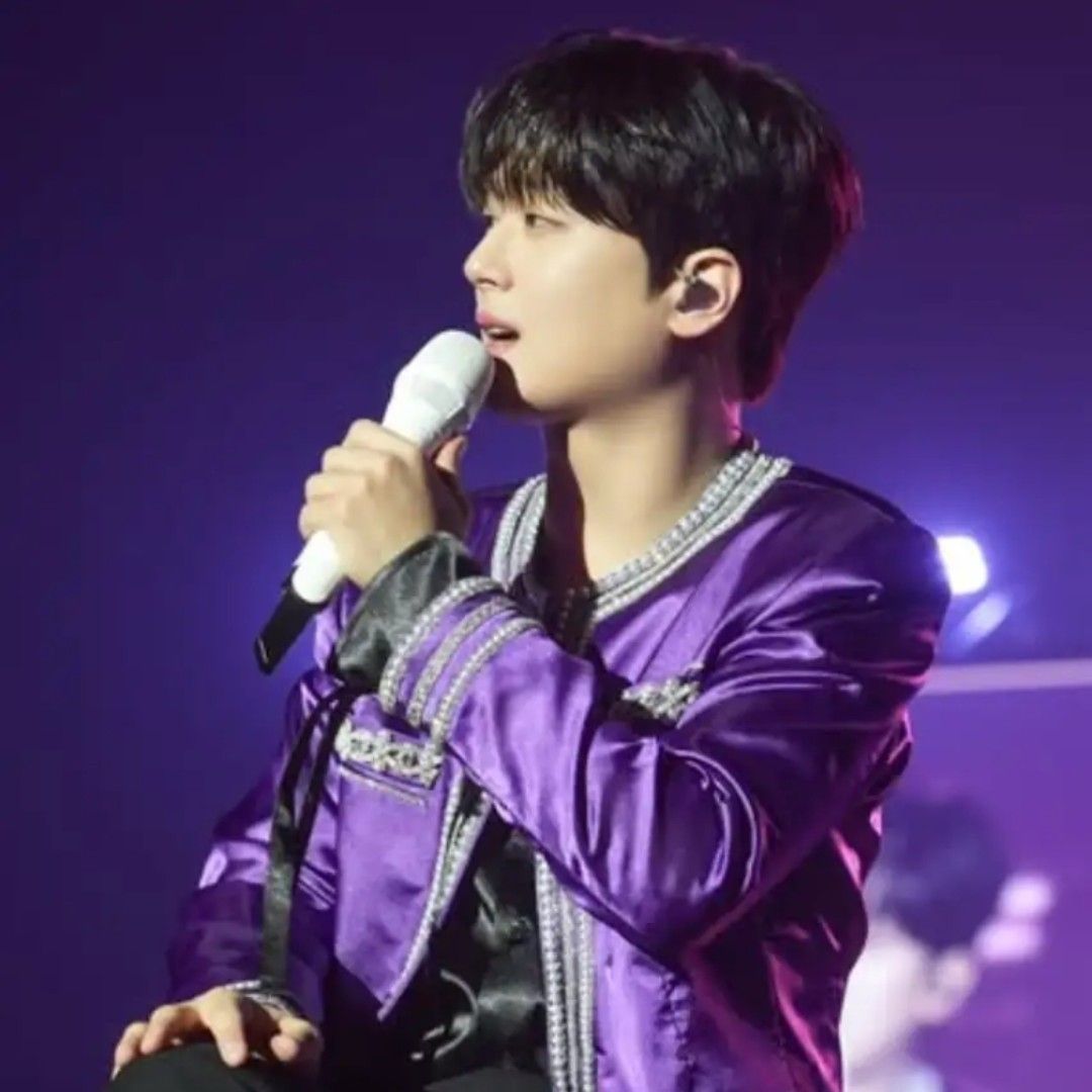 粉絲拍下的李燦元瞬間