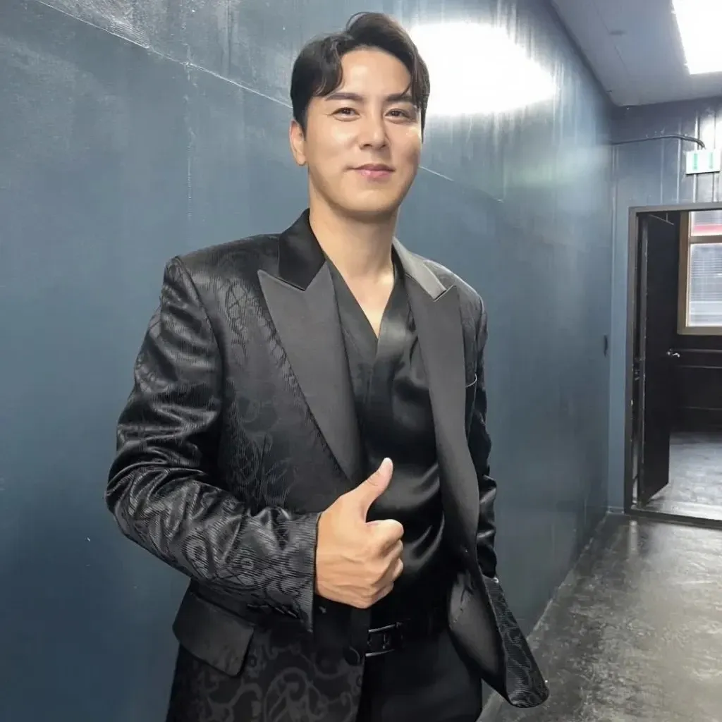 Foto kegiatan terbaru dari Jang Minho