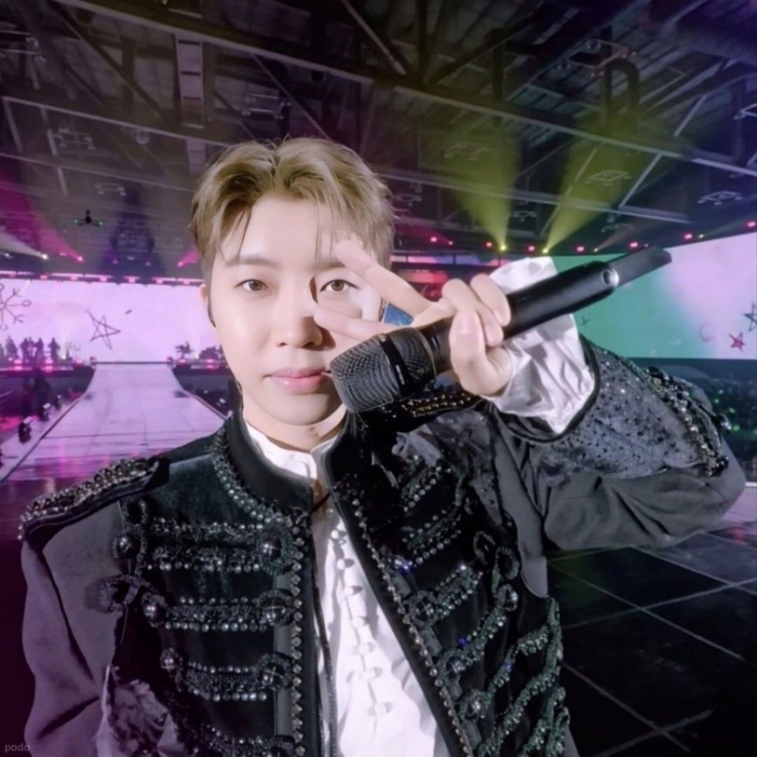 Cuplikan di balik layar dari Lim Youngwoong