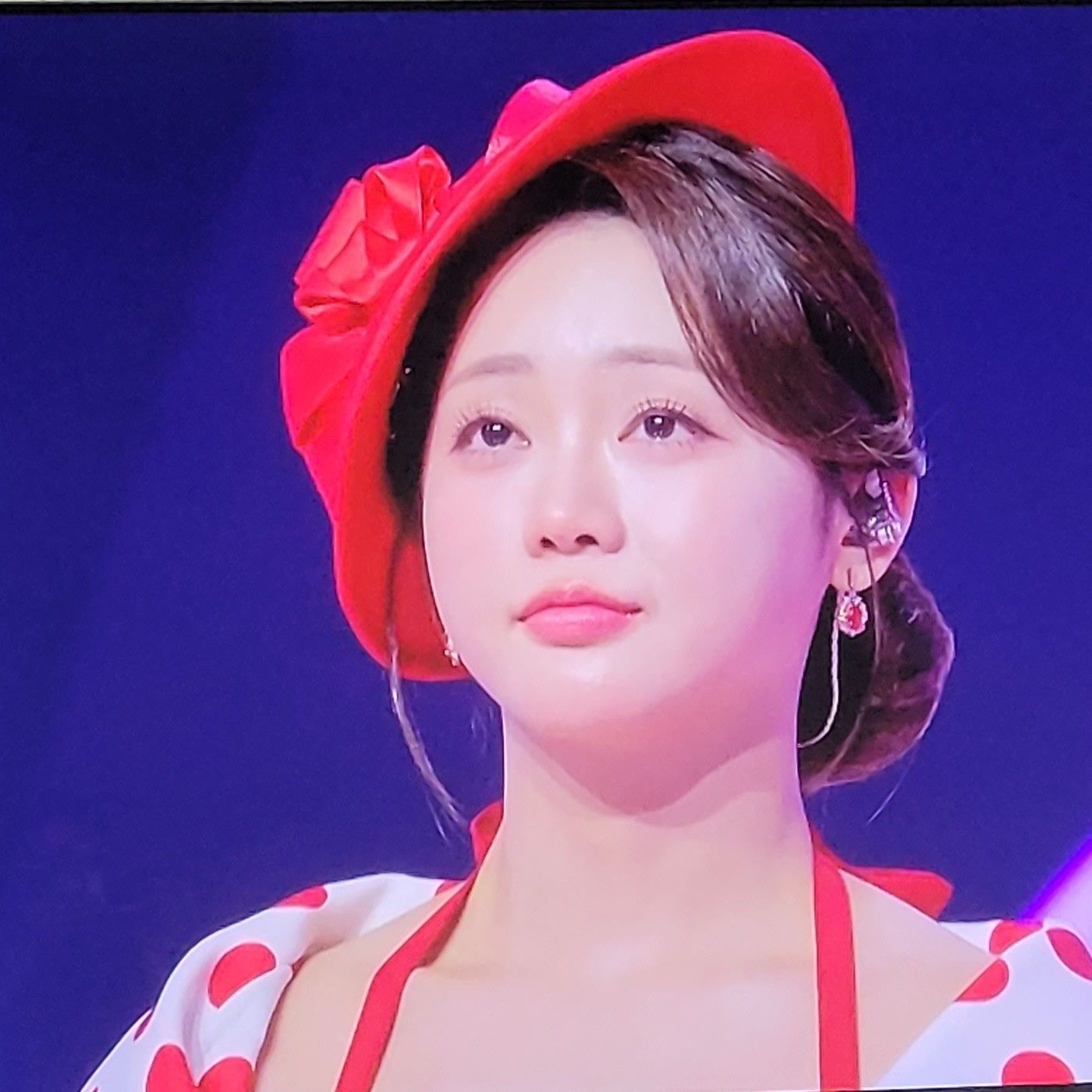 A moment captured by a fan of Hong Jiyoon