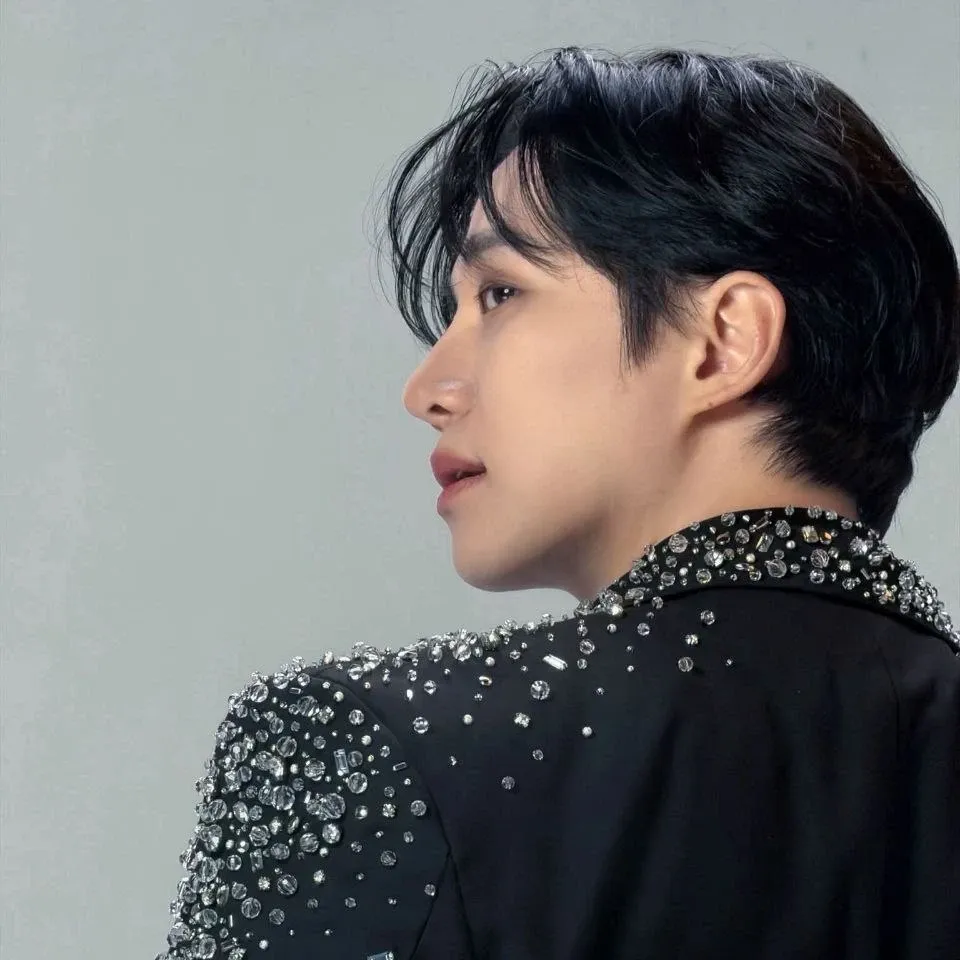 Foto kegiatan terbaru dari Lee Junho