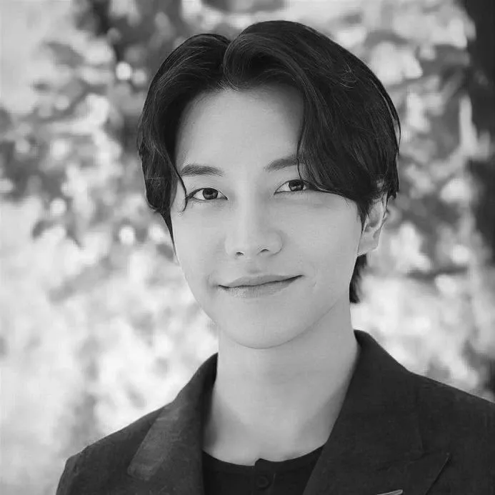 Foto terbaru dari Lee Seunggi