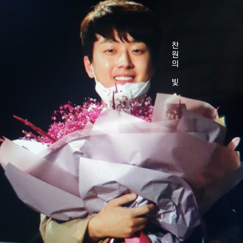 이찬원 최근 활동샷