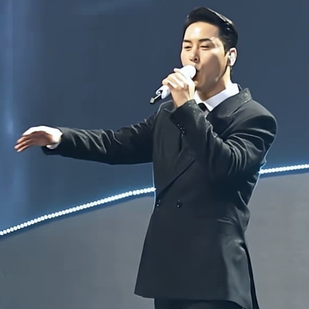 チャン・ミンホのビハインドカット