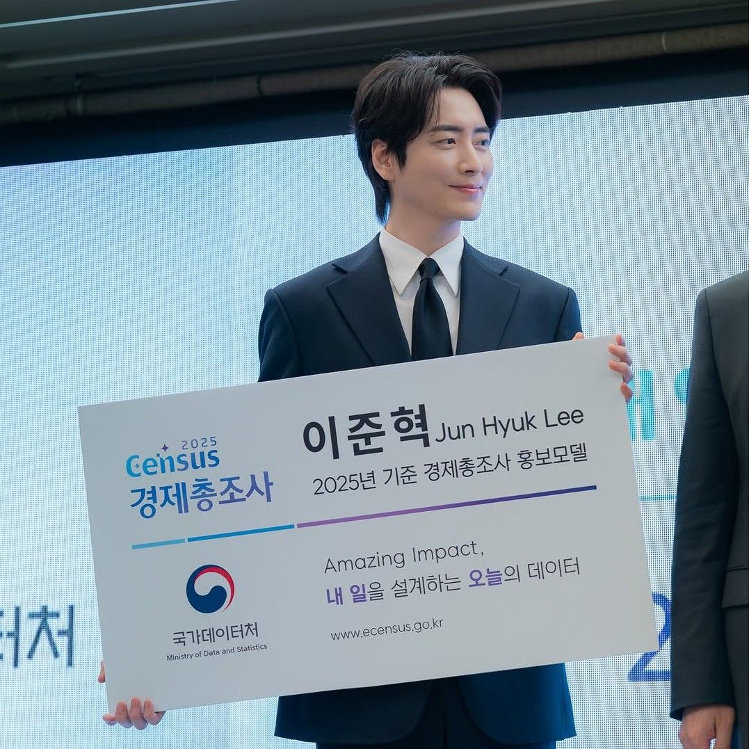 Behind-the-scenes cut of Lee Joonhyuk