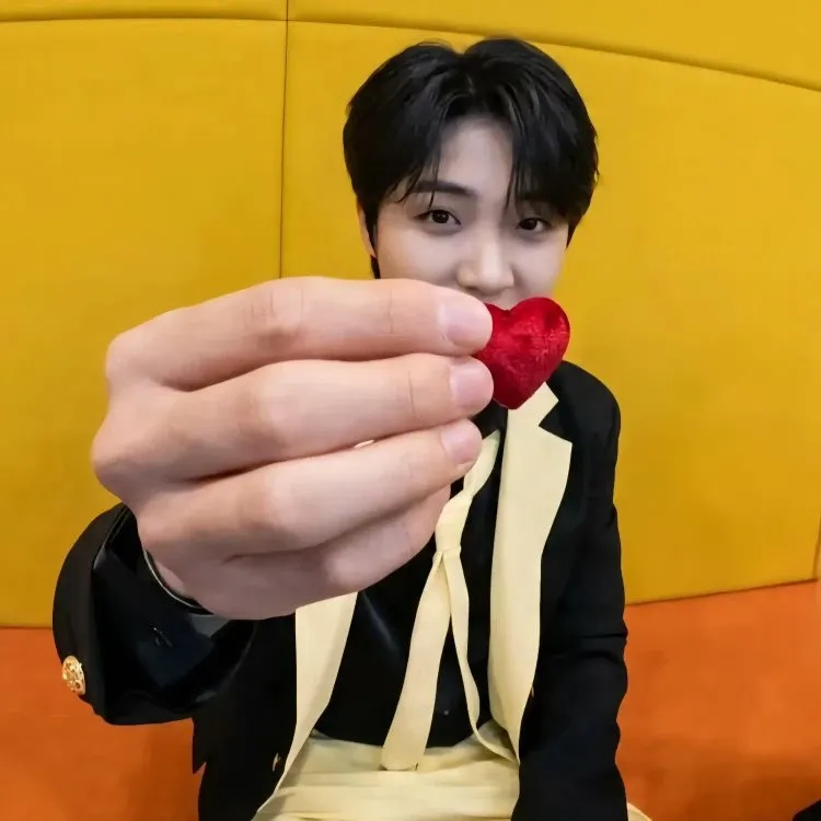 Recent activity shot of Hwang Yunsung
