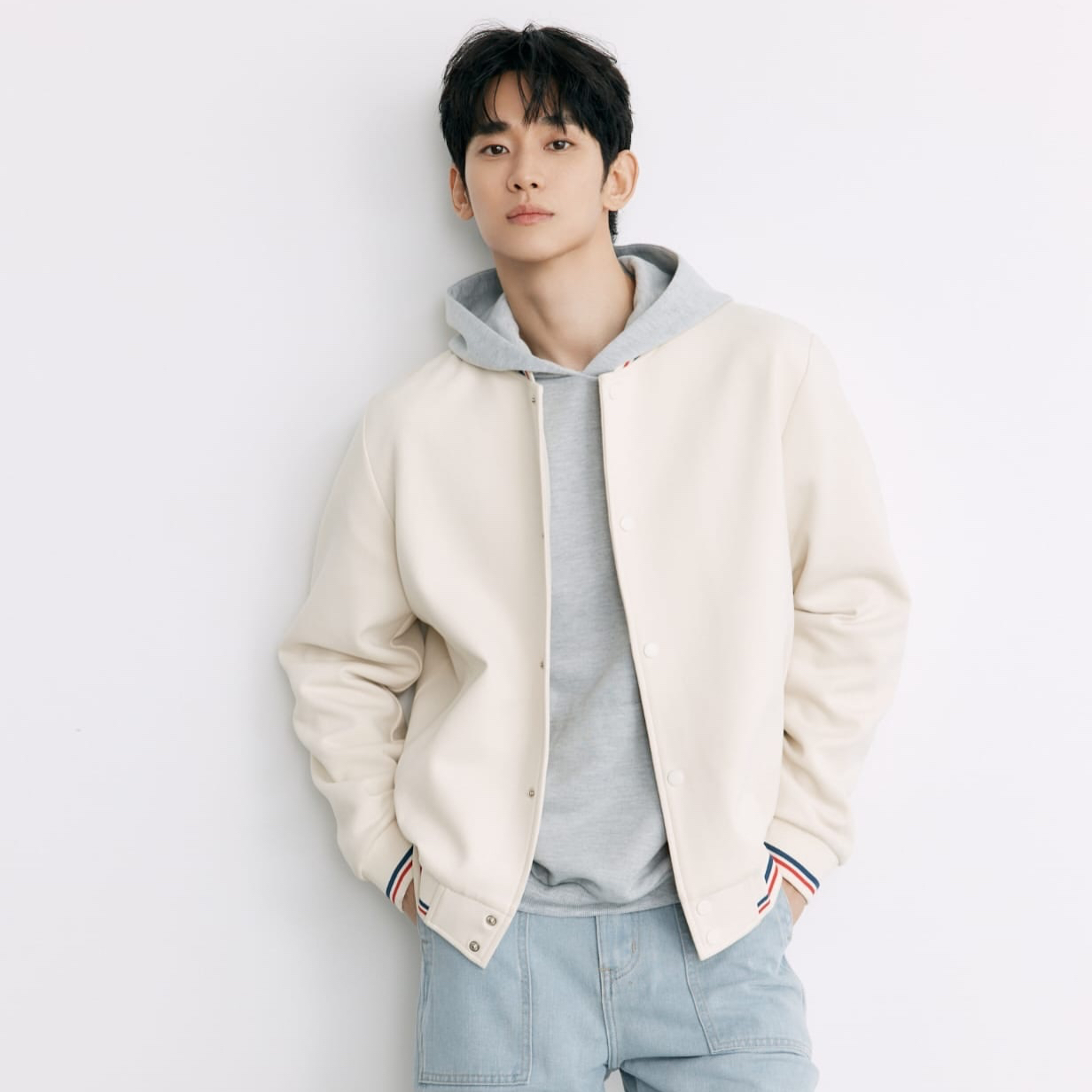 Recent activity shot of Kim Soohyun