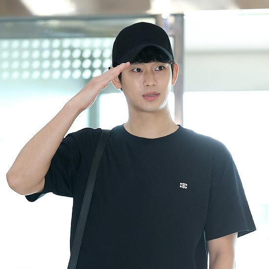 Recent activity shot of Kim Soohyun