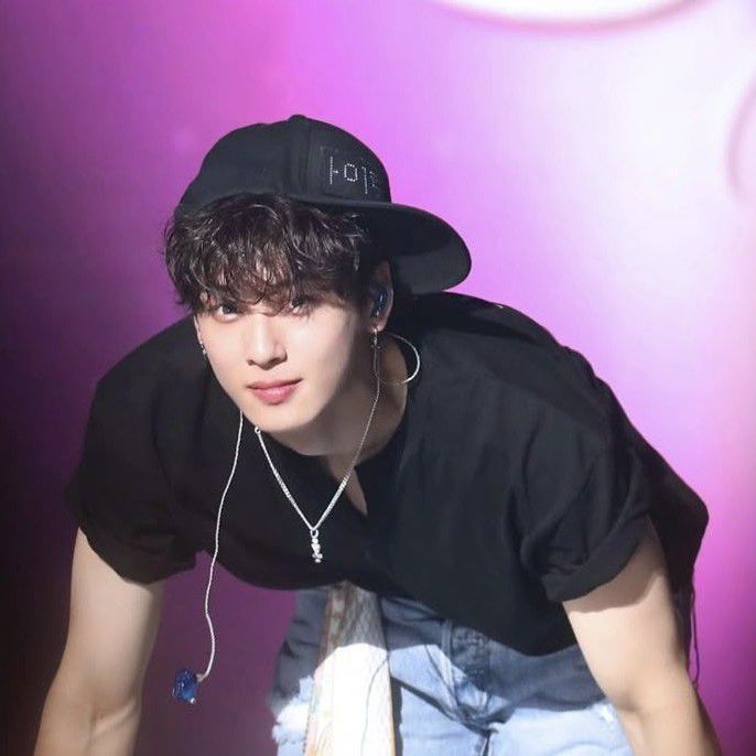 Recent activity shot of Cha Eunwoo