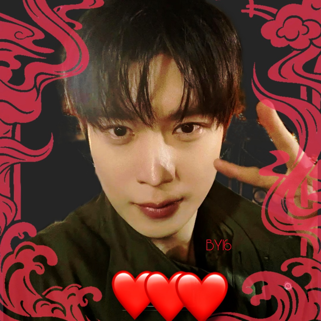 A moment captured by a fan of Kim Youngdae