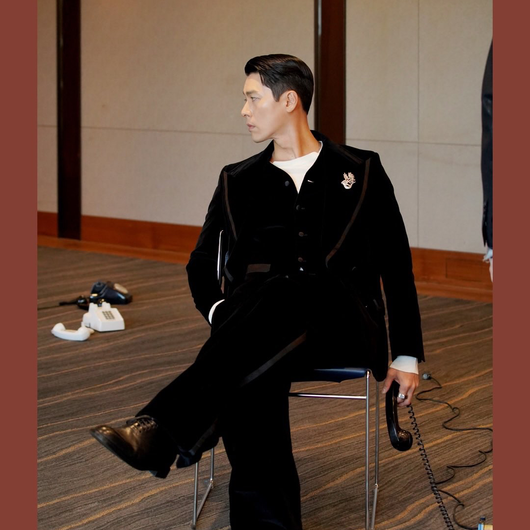 Momen yang diabadikan oleh penggemar Hyun Bin