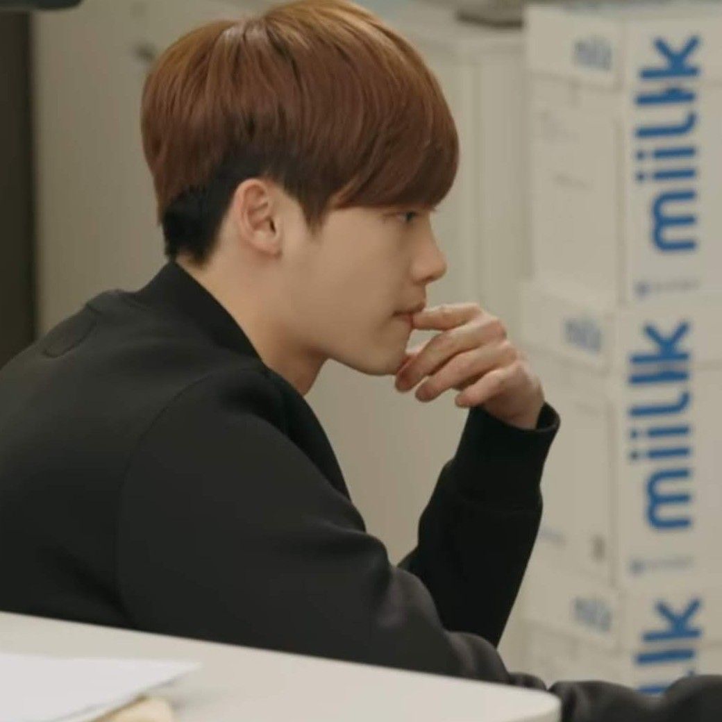 Latest photo of Lee Jongsuk