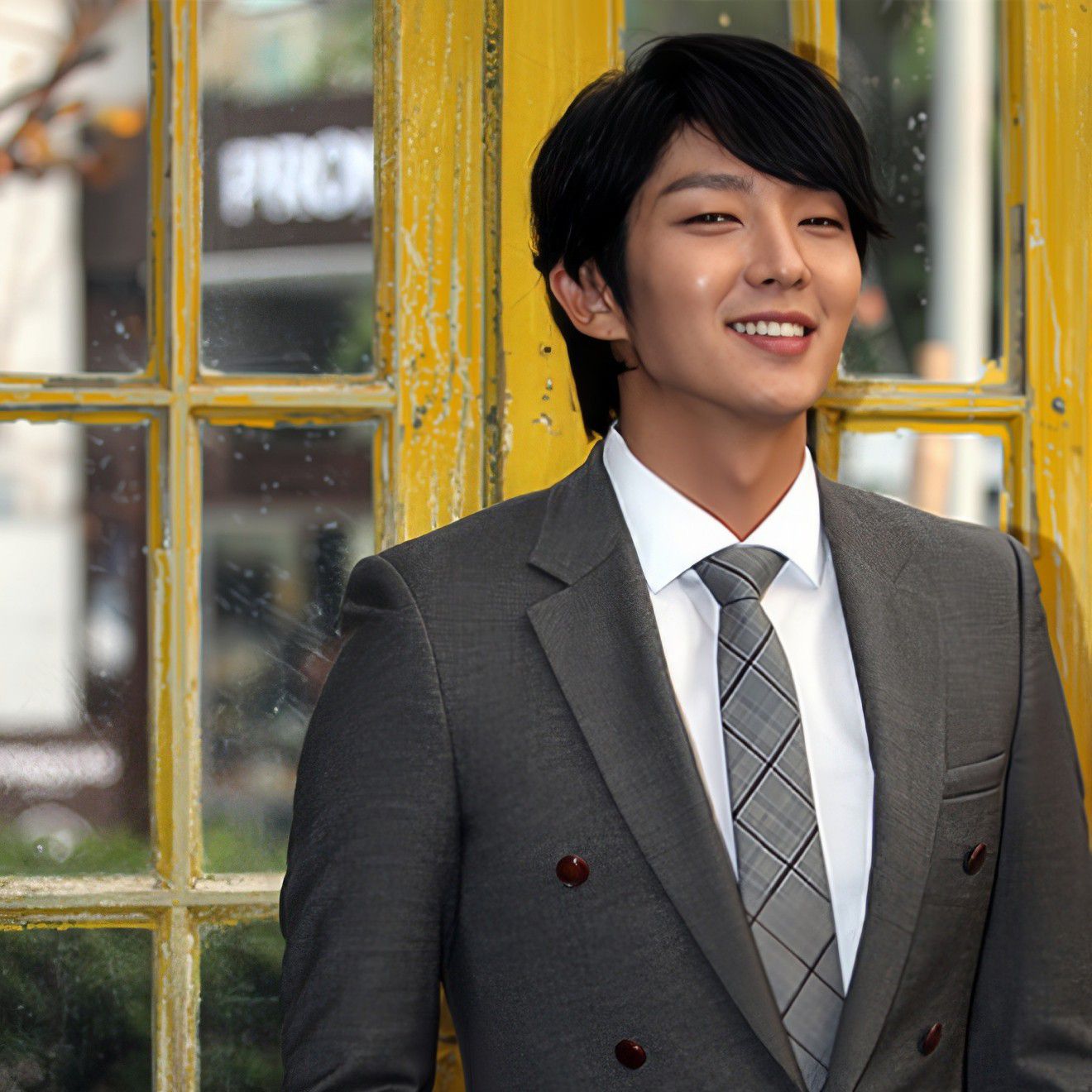 A moment captured by a fan of Lee Joongi