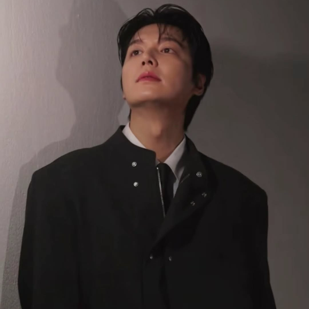 Recent activity shot of Lee Minho